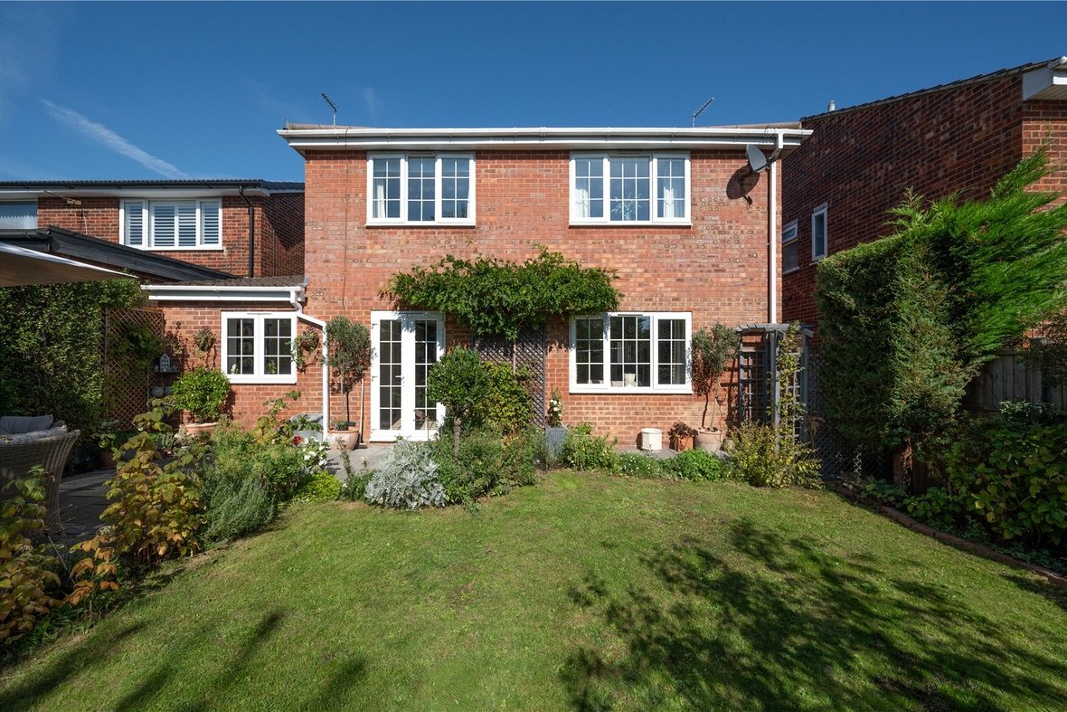 3 Bedroom House New InstructionHouse New Instruction in Cedarwood Drive, St. Albans, Hertfordshire - View 14 - Collinson Hall