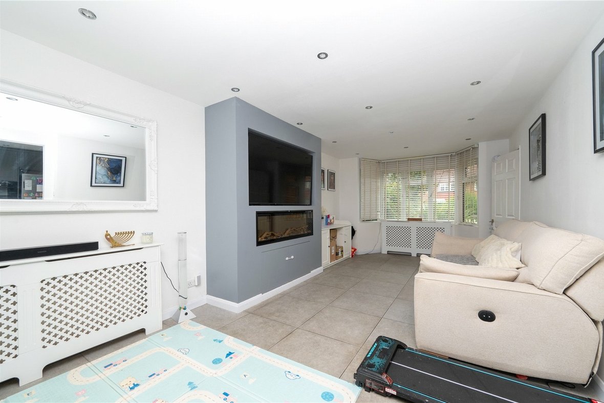 3 Bedroom House New InstructionHouse New Instruction in Claremont, Bricket Wood, St. Albans - View 3 - Collinson Hall