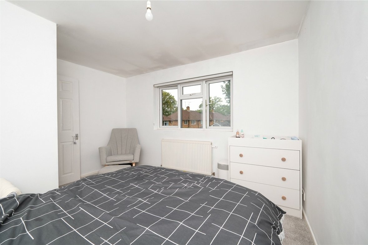 3 Bedroom House New InstructionHouse New Instruction in Claremont, Bricket Wood, St. Albans - View 10 - Collinson Hall