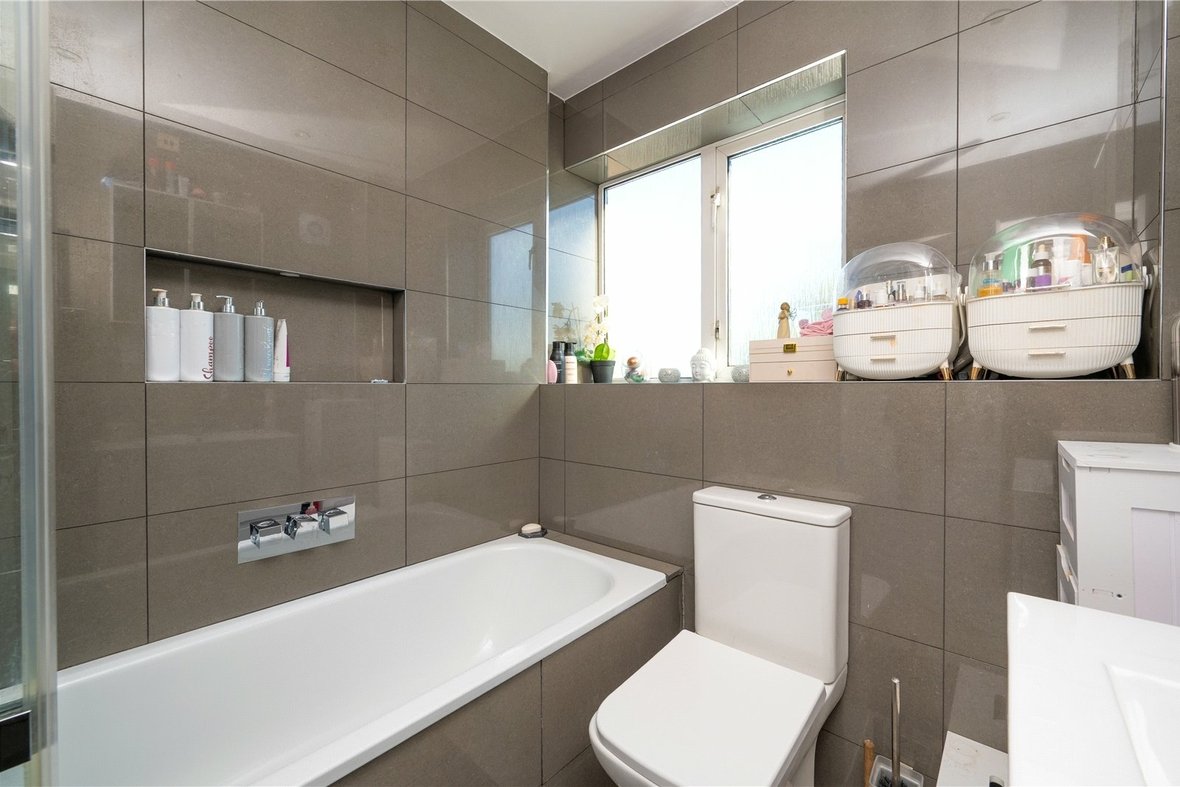 4 Bedroom House New InstructionHouse New Instruction in The Crescent, Bricket Wood, St. Albans - View 12 - Collinson Hall