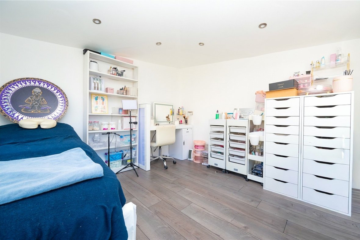 4 Bedroom House New InstructionHouse New Instruction in The Crescent, Bricket Wood, St. Albans - View 14 - Collinson Hall