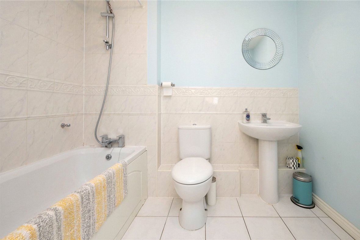 2 Bedroom Apartment New InstructionApartment New Instruction in Russet Drive, St. Albans, Hertfordshire - View 5 - Collinson Hall