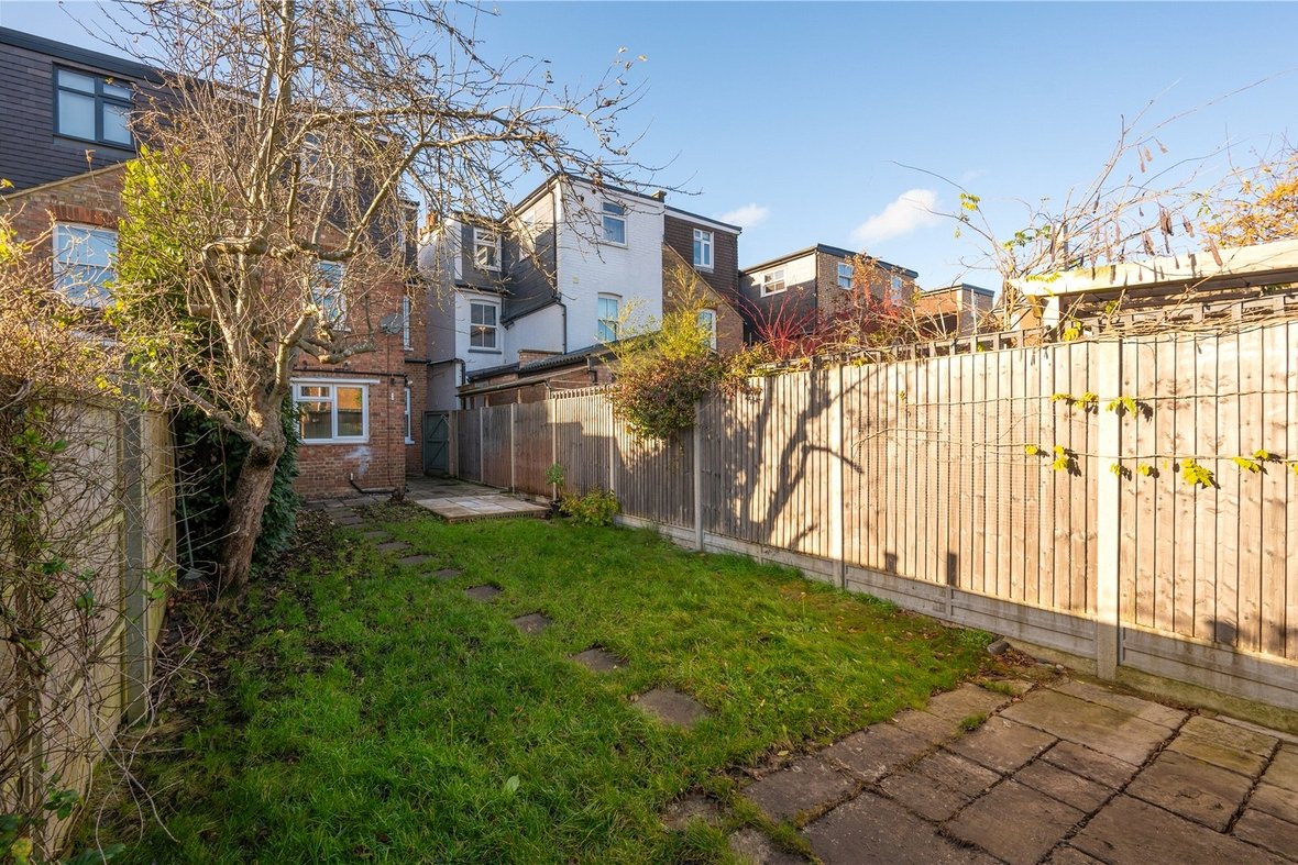 4 Bedroom House New InstructionHouse New Instruction in Woodstock Road South, St. Albans, Hertfordshire - View 10 - Collinson Hall