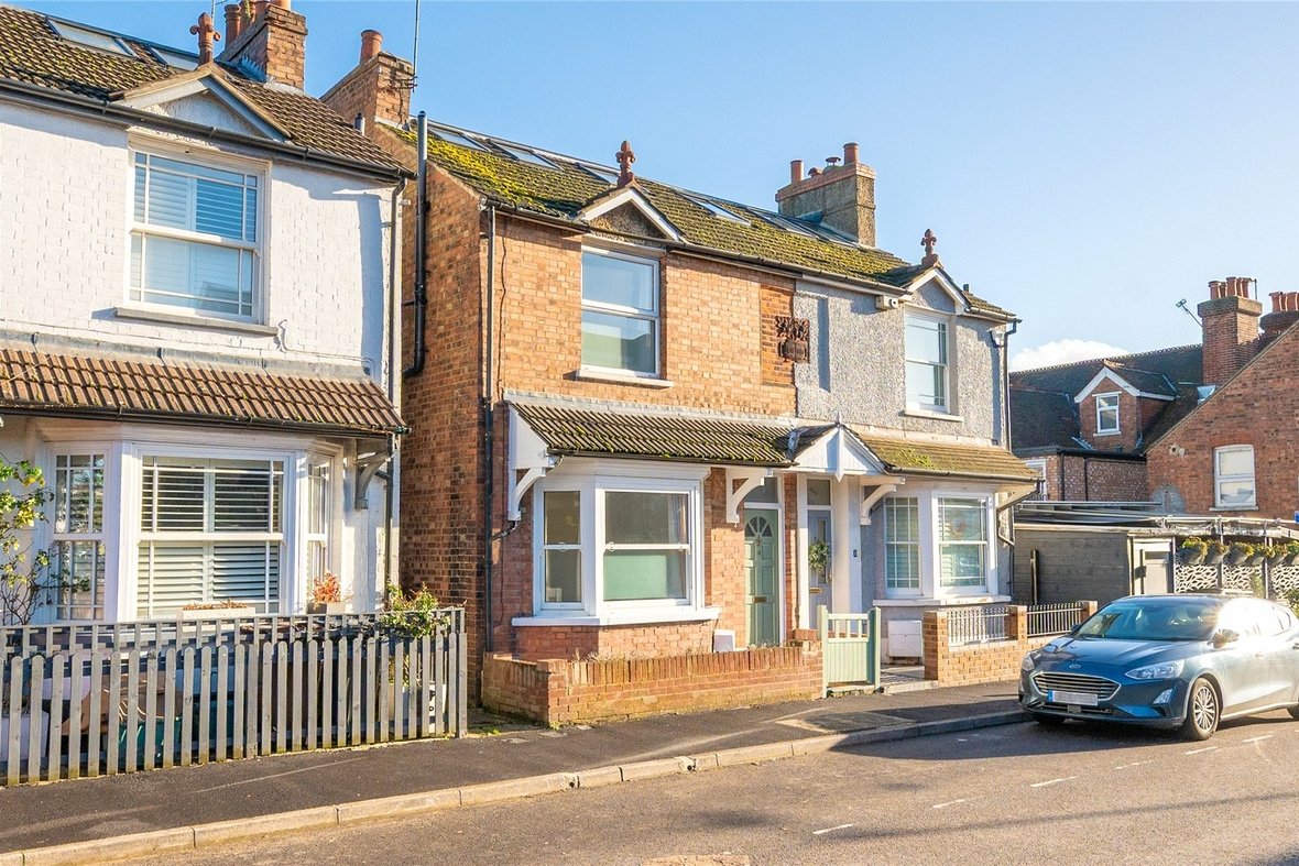 4 Bedroom House Sold Subject to ContractHouse Sold Subject to Contract in Woodstock Road South, St. Albans, Hertfordshire - View 1 - Collinson Hall