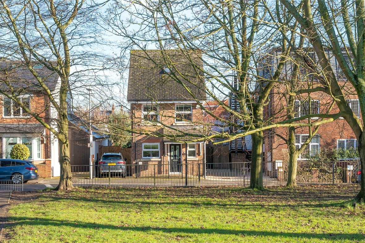 3 Bedroom House For SaleHouse For Sale in Royal Road, St. Albans, Hertfordshire - View 17 - Collinson Hall