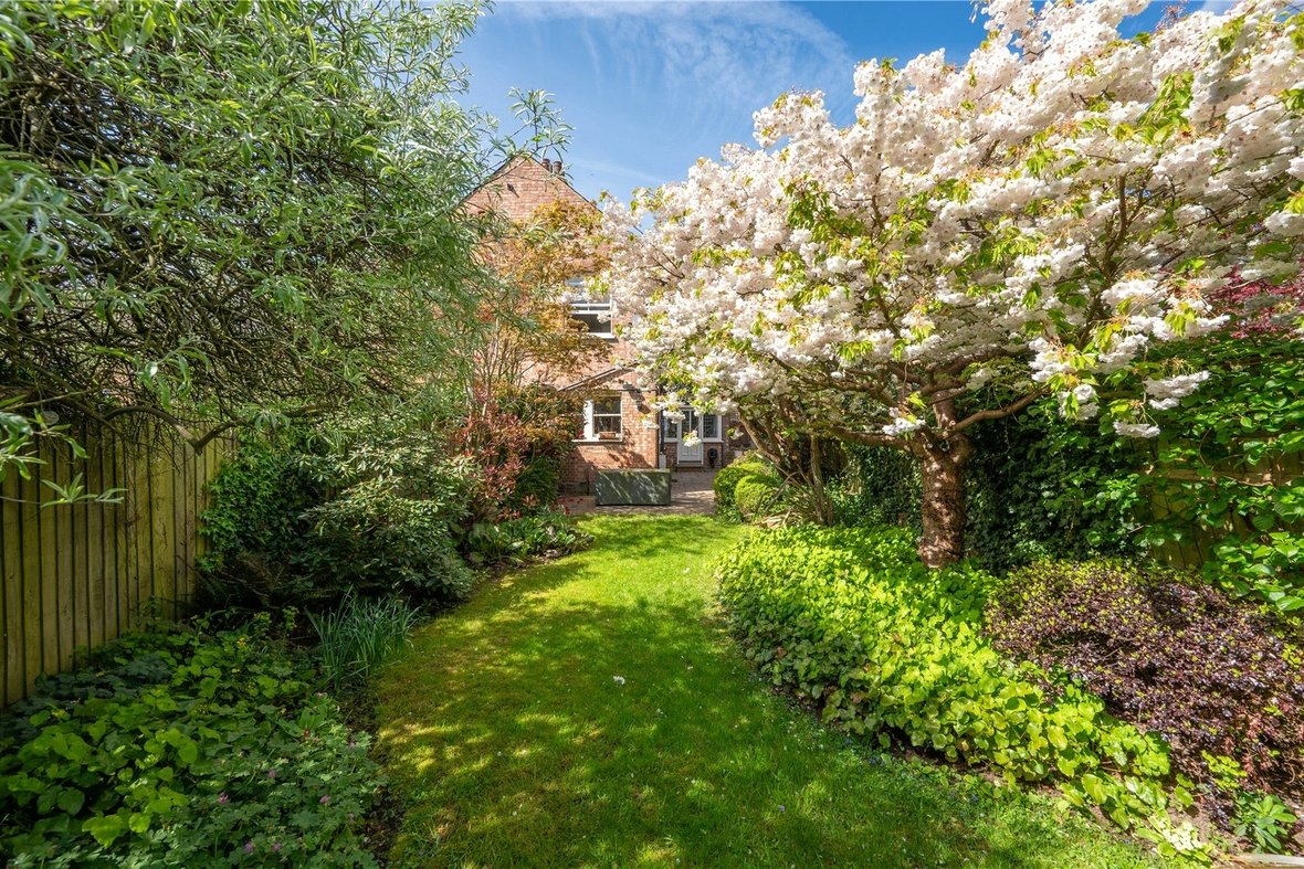 5 Bedroom House For SaleHouse For Sale in Blandford Road, St. Albans, Hertfordshire - View 8 - Collinson Hall