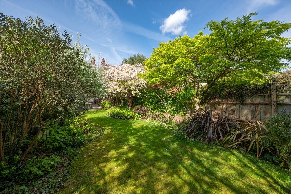 5 Bedroom House For SaleHouse For Sale in Blandford Road, St. Albans, Hertfordshire - View 22 - Collinson Hall