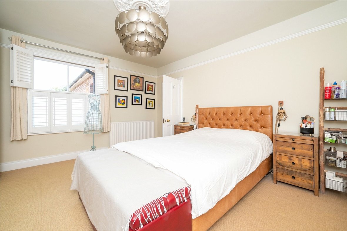 5 Bedroom House For SaleHouse For Sale in Blandford Road, St. Albans, Hertfordshire - View 11 - Collinson Hall