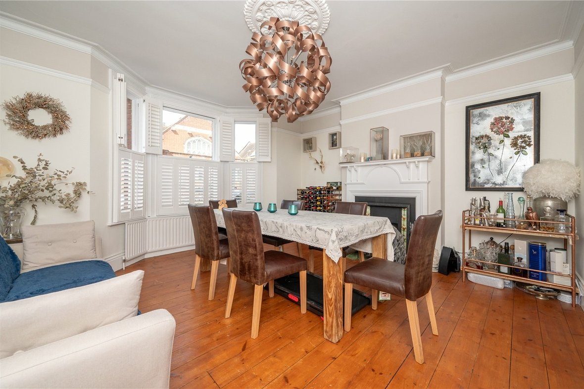 5 Bedroom House For SaleHouse For Sale in Blandford Road, St. Albans, Hertfordshire - View 3 - Collinson Hall