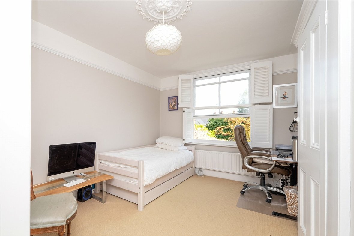 5 Bedroom House For SaleHouse For Sale in Blandford Road, St. Albans, Hertfordshire - View 15 - Collinson Hall