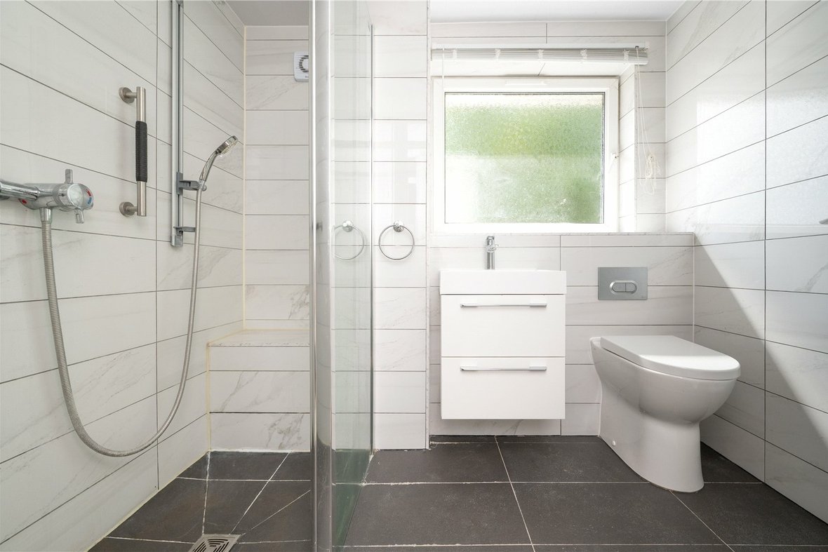 4 Bedroom House For SaleHouse For Sale in Samian Gate, St. Albans, Hertfordshire - View 10 - Collinson Hall