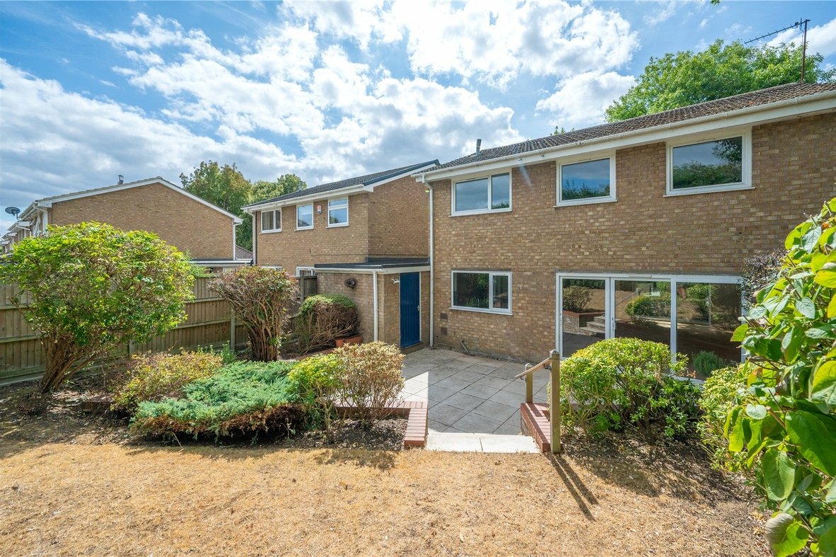4 Bedroom House For SaleHouse For Sale in Samian Gate, St. Albans, Hertfordshire - View 15 - Collinson Hall