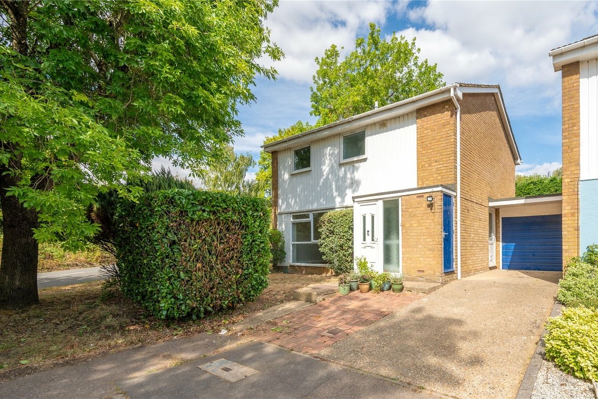 4 Bedroom House For SaleHouse For Sale in Samian Gate, St. Albans, Hertfordshire - View 1 - Collinson Hall