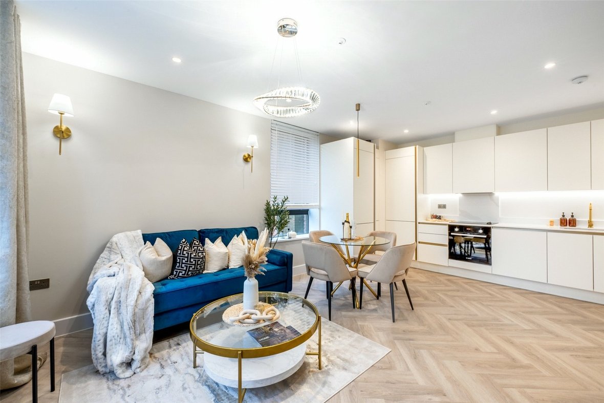 1 Bedroom Apartment New InstructionApartment New Instruction in Hatfield Road, St. Albans, Hertfordshire - View 2 - Collinson Hall