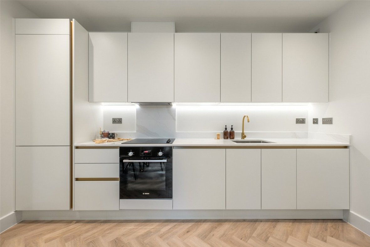 1 Bedroom Apartment New InstructionApartment New Instruction in Hatfield Road, St. Albans, Hertfordshire - View 3 - Collinson Hall