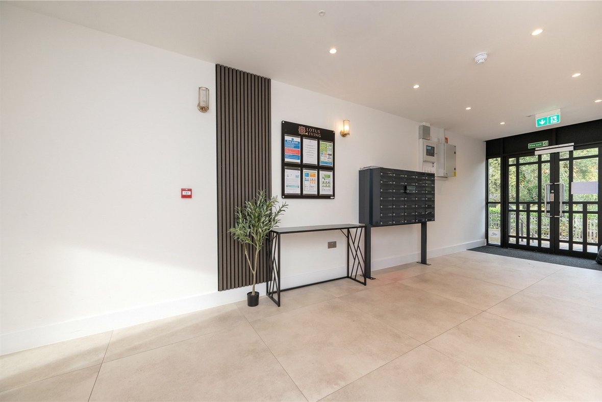 1 Bedroom Apartment New InstructionApartment New Instruction in Hatfield Road, St. Albans, Hertfordshire - View 10 - Collinson Hall