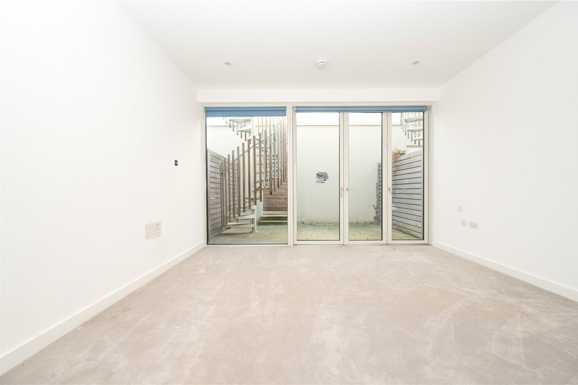 2 Bedroom Apartment New InstructionApartment New Instruction in London Road, St. Albans, Hertfordshire - View 10 - Collinson Hall