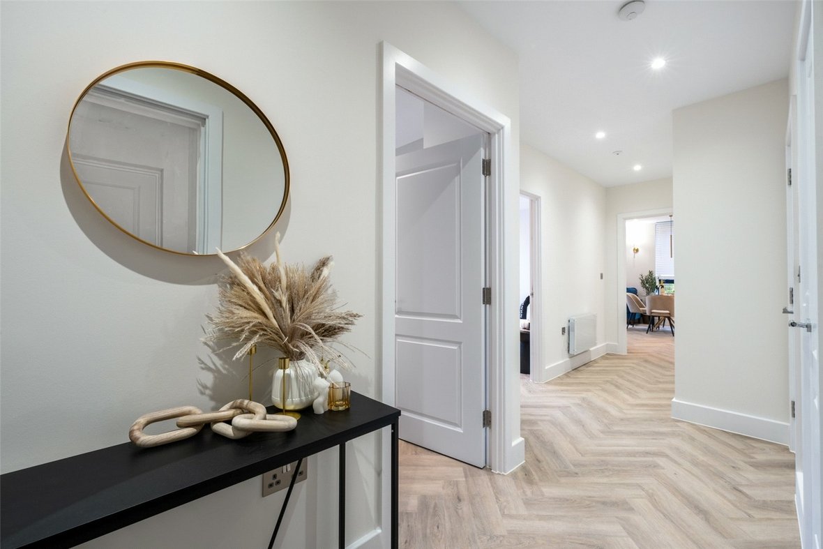 1 Bedroom Apartment New InstructionApartment New Instruction in Hatfield Road, St. Albans, Hertfordshire - View 8 - Collinson Hall