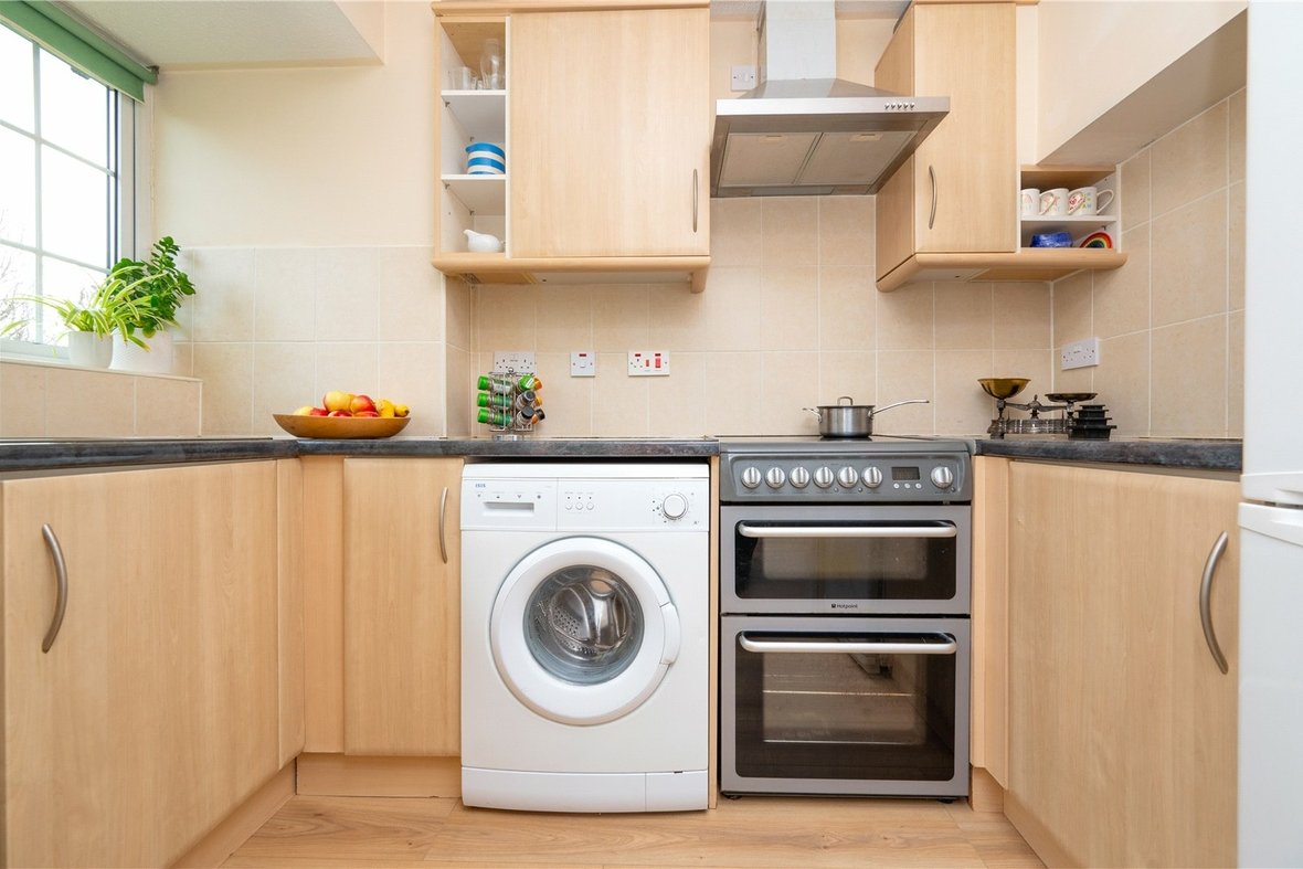 1 Bedroom House New InstructionHouse New Instruction in Richmond Walk, St. Albans, Hertfordshire - View 9 - Collinson Hall