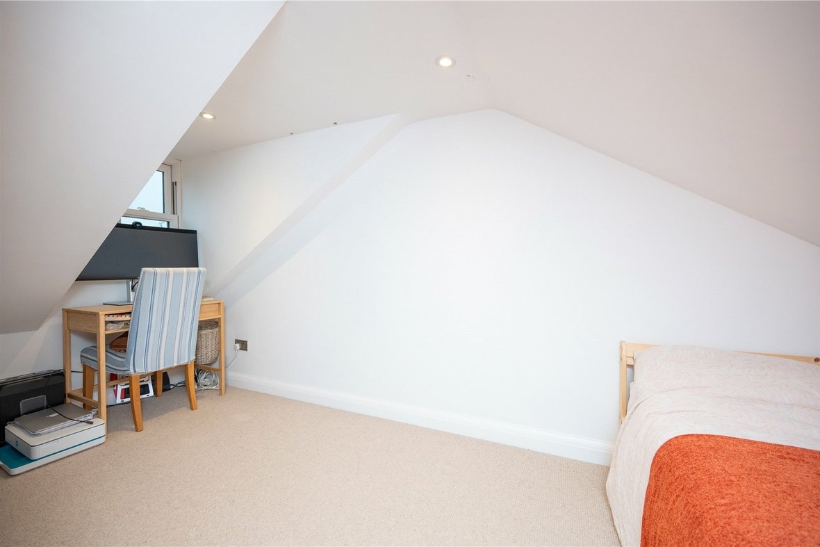 4 Bedroom House New InstructionHouse New Instruction in St. Peters Road, St. Albans, Hertfordshire - View 11 - Collinson Hall