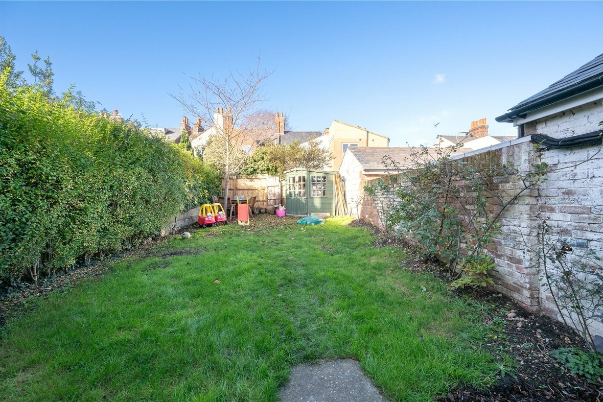 4 Bedroom House New InstructionHouse New Instruction in St. Peters Road, St. Albans, Hertfordshire - View 17 - Collinson Hall