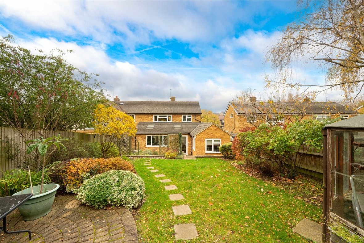 4 Bedroom House New InstructionHouse New Instruction in Sandpit Lane, St. Albans, Hertfordshire - View 9 - Collinson Hall