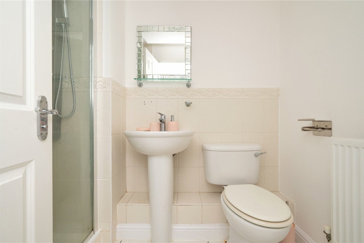 2 Bedroom Apartment New InstructionApartment New Instruction in Malden Road, Watford, Hertfordshire - View 8 - Collinson Hall