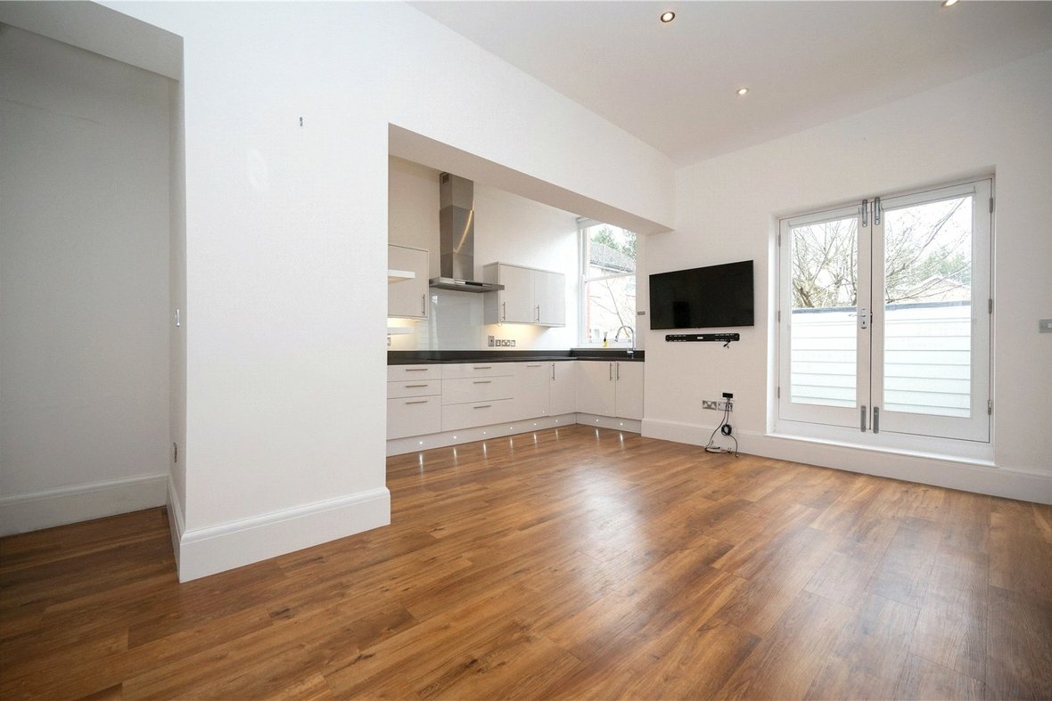 3 Bedroom House New InstructionHouse New Instruction in Cadoxton Place, 29 Avenue Road, St. Albans - View 3 - Collinson Hall