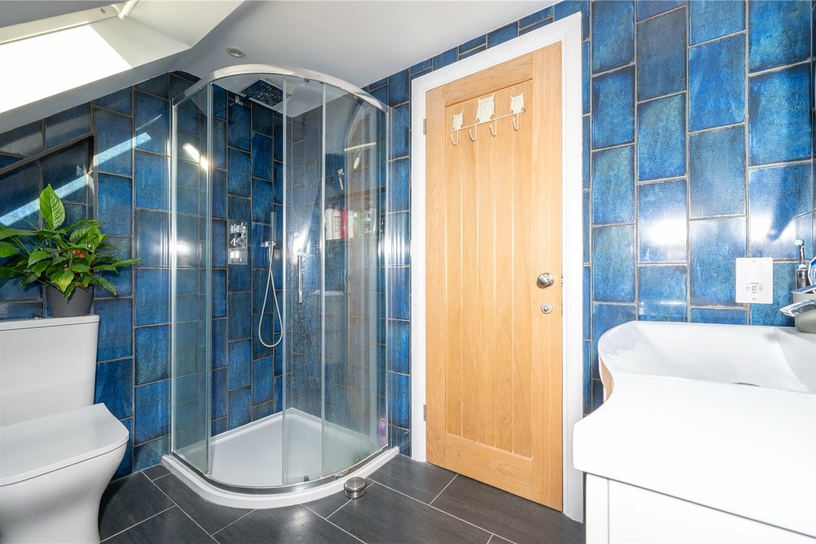 4 Bedroom House New InstructionHouse New Instruction in Cairns Close, St. Albans, Hertfordshire - View 8 - Collinson Hall