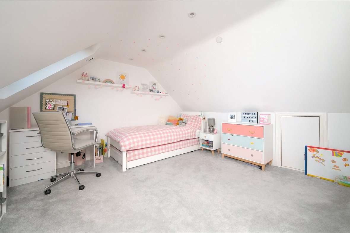 5 Bedroom House New InstructionHouse New Instruction in Goldsmith Way, St. Albans, Hertfordshire - View 14 - Collinson Hall