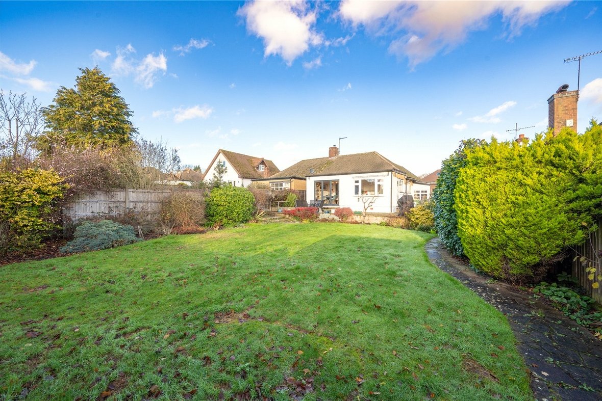 3 Bedroom House New InstructionHouse New Instruction in Tippendell Lane, St. Albans - View 15 - Collinson Hall