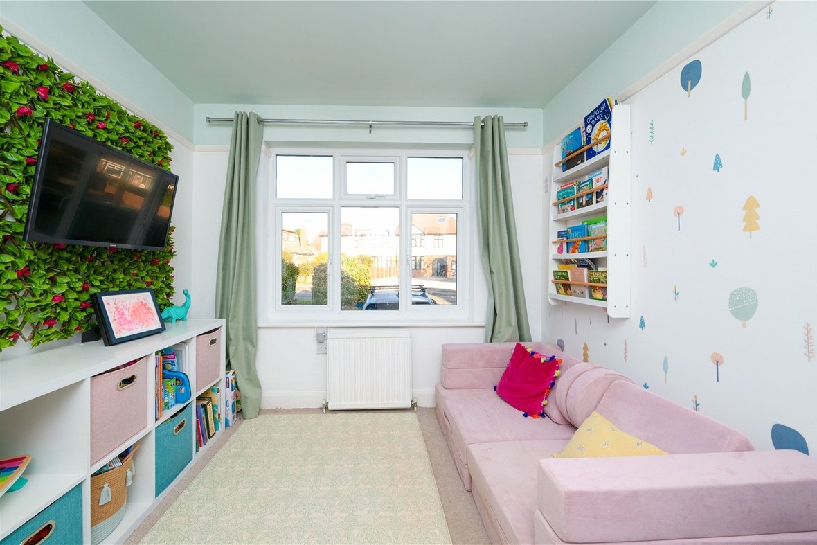 3 Bedroom House New InstructionHouse New Instruction in Tippendell Lane, St. Albans - View 14 - Collinson Hall