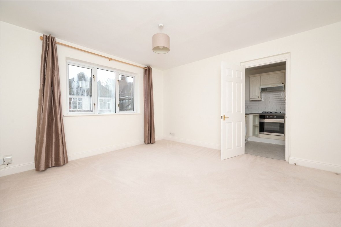 2 Bedroom Apartment New InstructionApartment New Instruction in Lemsford Road, St. Albans, Hertfordshire - View 2 - Collinson Hall