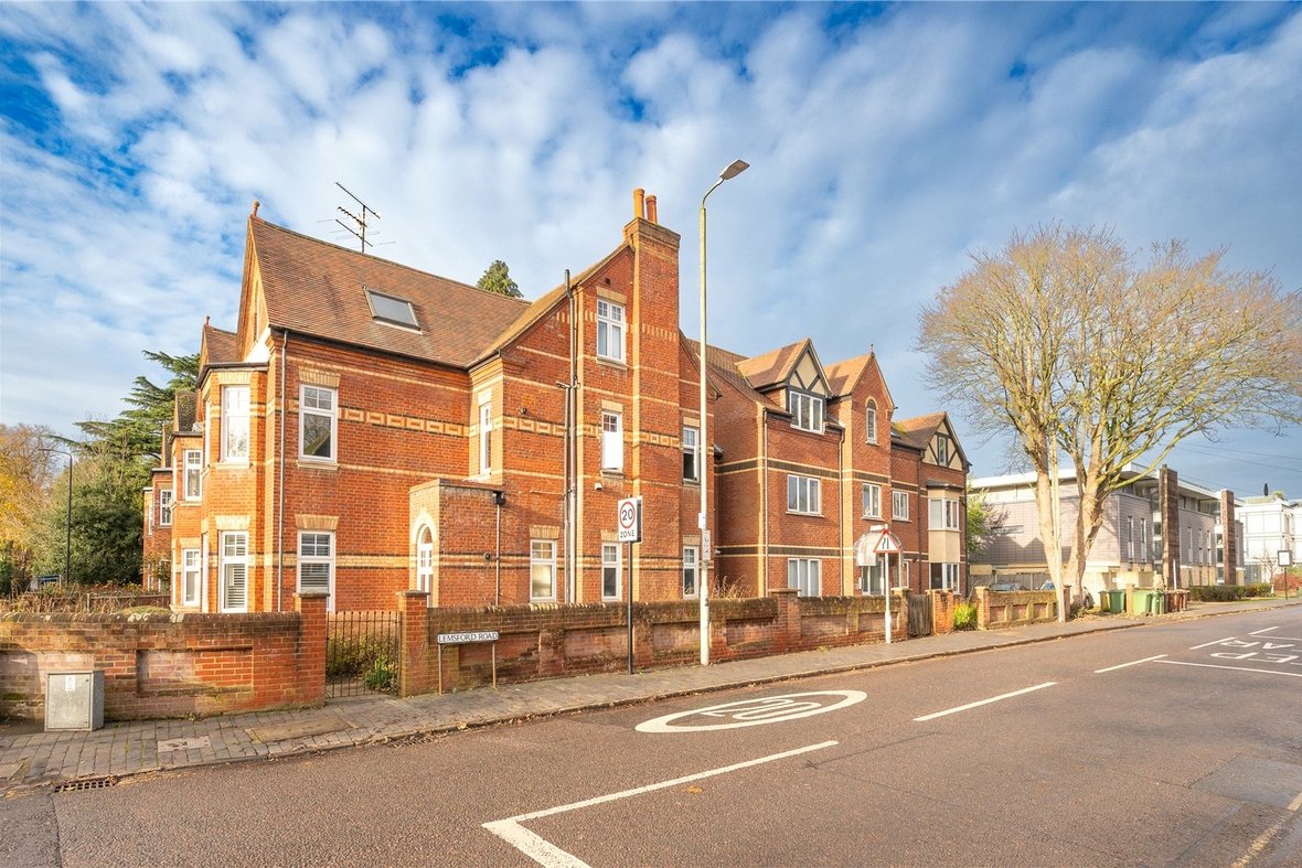 2 Bedroom Apartment New InstructionApartment New Instruction in Lemsford Road, St. Albans, Hertfordshire - View 13 - Collinson Hall