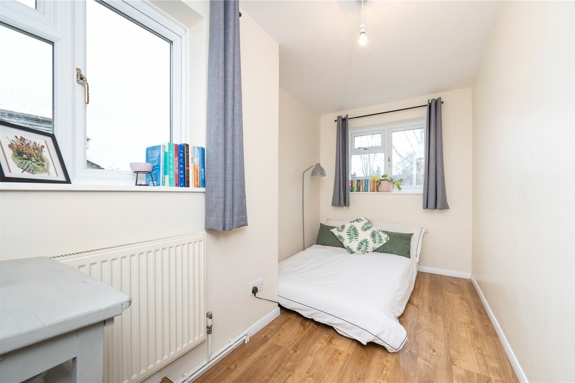 2 Bedroom House For SaleHouse For Sale in Sandridge Road, St. Albans, Hertfordshire - View 9 - Collinson Hall