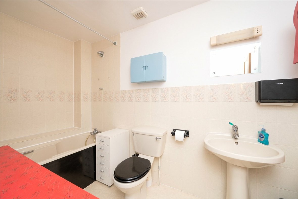 1 Bedroom House New InstructionHouse New Instruction in Mount Pleasant, St. Albans, Hertfordshire - View 7 - Collinson Hall