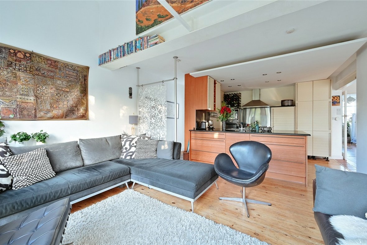 4 Bedroom House New InstructionHouse New Instruction in Oakwood Drive, St. Albans, Hertfordshire - View 23 - Collinson Hall