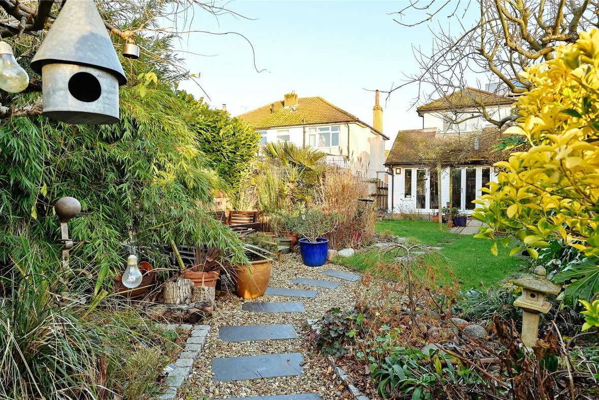 4 Bedroom House New InstructionHouse New Instruction in Oakwood Drive, St. Albans, Hertfordshire - View 11 - Collinson Hall