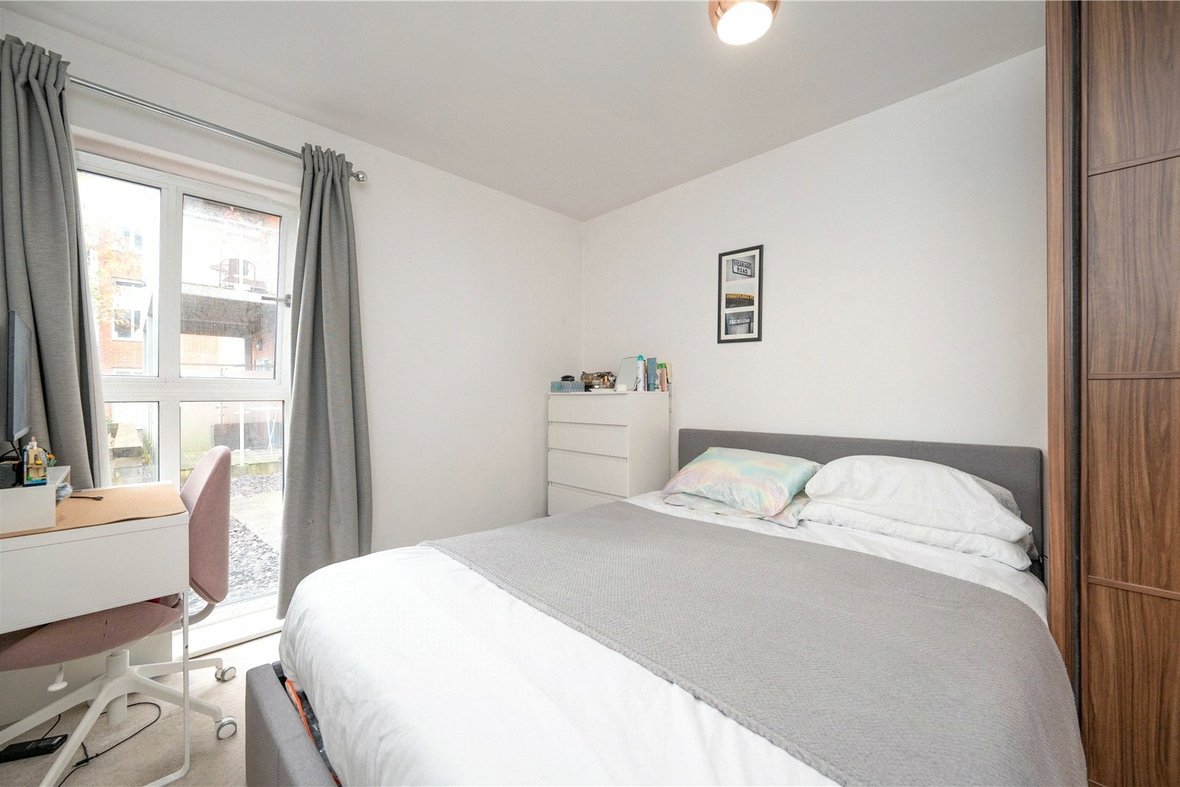 1 Bedroom Apartment LetApartment Let in Charrington Place, St. Albans, Hertfordshire - View 2 - Collinson Hall