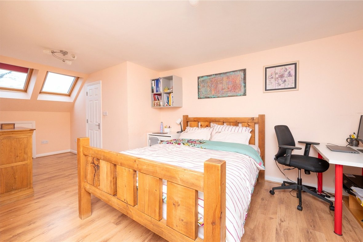 3 Bedroom House New InstructionHouse New Instruction in Holyrood Crescent, St. Albans, Hertfordshire - View 16 - Collinson Hall