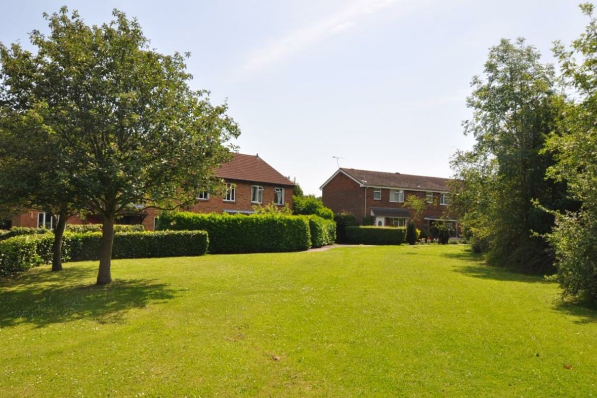 1 Bedroom Maisonette Let Agreed in Milford Close, St. Albans, Hertfordshire - View 9 - Collinson Hall