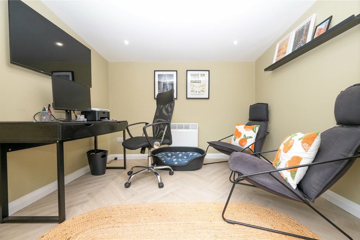 4 Bedroom House New InstructionHouse New Instruction in Garden Court, Wheathampstead, St. Albans - View 20 - Collinson Hall