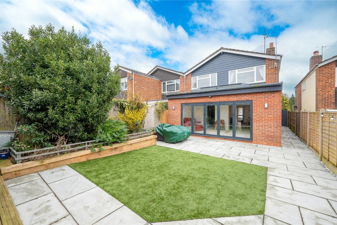 4 Bedroom House New InstructionHouse New Instruction in Garden Court, Wheathampstead, St. Albans - View 12 - Collinson Hall