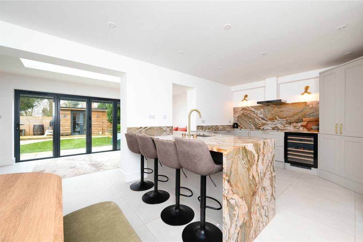 4 Bedroom House New InstructionHouse New Instruction in Garden Court, Wheathampstead, St. Albans - View 15 - Collinson Hall