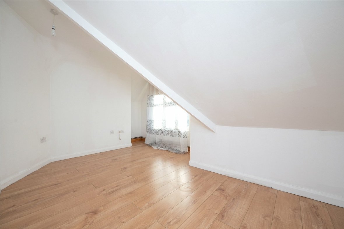 1 Bedroom Apartment New InstructionApartment New Instruction in Hatfield Road, St. Albans, Hertfordshire - View 2 - Collinson Hall