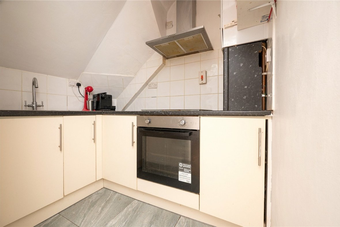 1 Bedroom Apartment New InstructionApartment New Instruction in Hatfield Road, St. Albans, Hertfordshire - View 6 - Collinson Hall