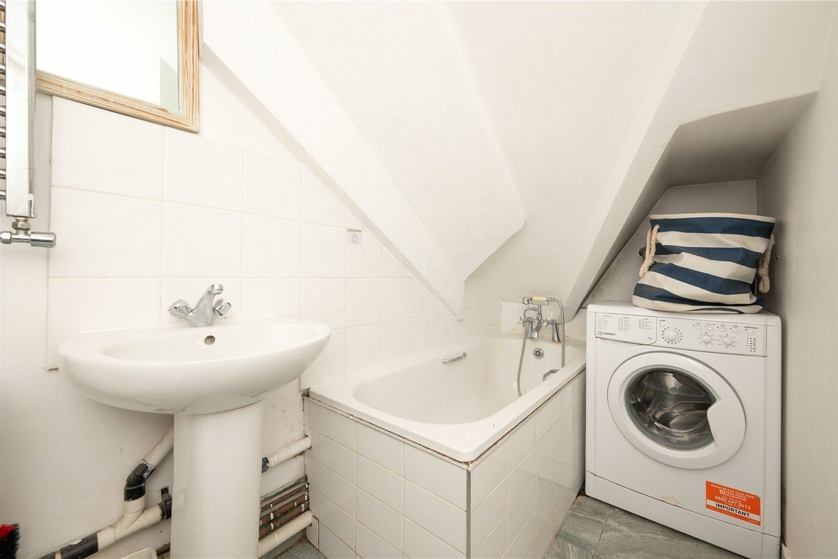 1 Bedroom Apartment New InstructionApartment New Instruction in Hatfield Road, St. Albans, Hertfordshire - View 7 - Collinson Hall