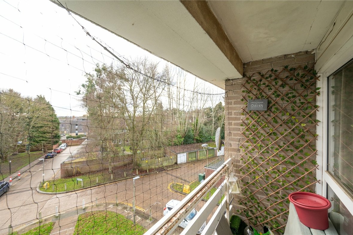 2 Bedroom Apartment New InstructionApartment New Instruction in Lemsford Road, St. Albans, Hertfordshire - View 7 - Collinson Hall