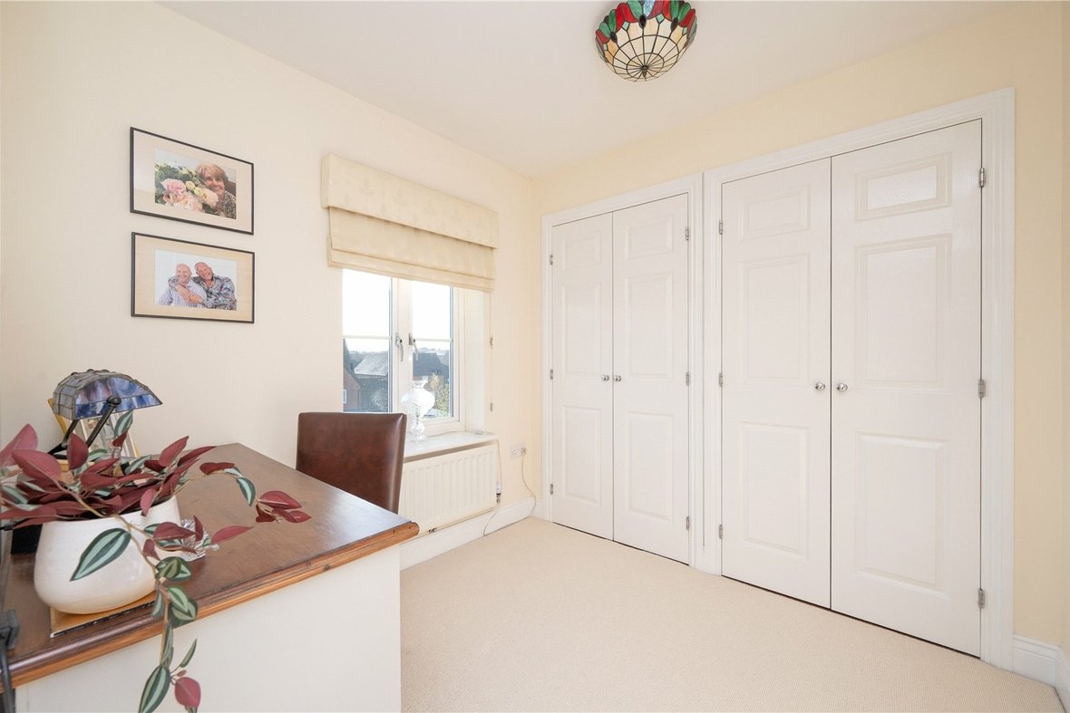 4 Bedroom House New InstructionHouse New Instruction in Devon Mead, Hatfield, Hertfordshire - View 20 - Collinson Hall