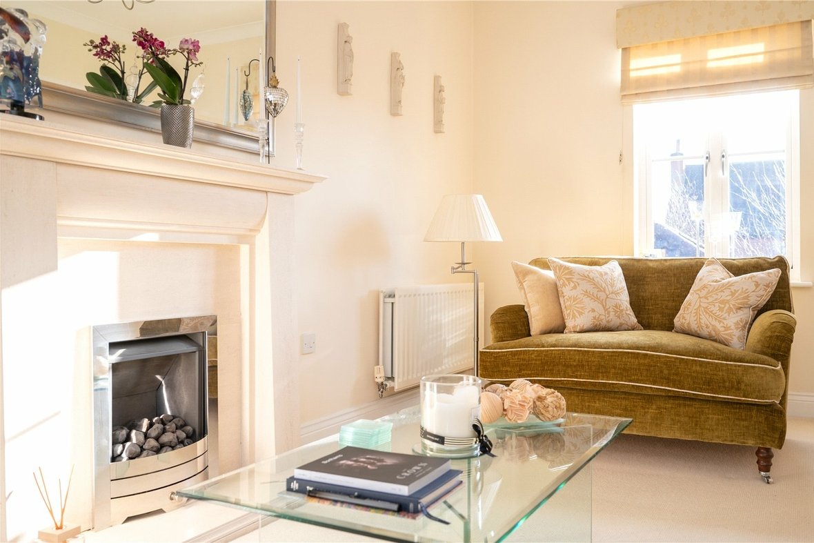 4 Bedroom House New InstructionHouse New Instruction in Devon Mead, Hatfield, Hertfordshire - View 25 - Collinson Hall